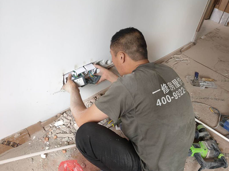 成都舊房翻新裝修哪家公司好，舊房翻新裝修技巧是什么