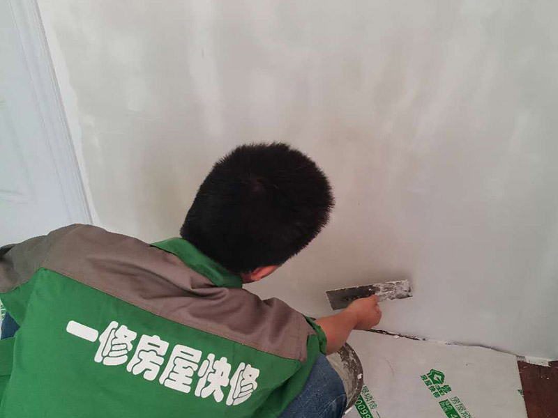大面積補墻膏使用方法，修補墻面常用方