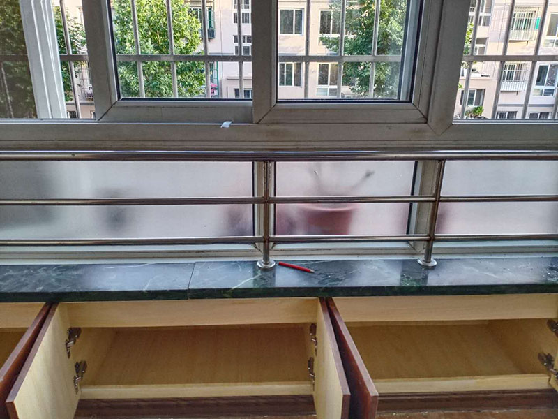 濟南車庫門鋼絲脫落怎么維修-衛生間洗